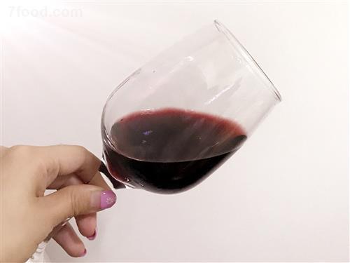 紅酒